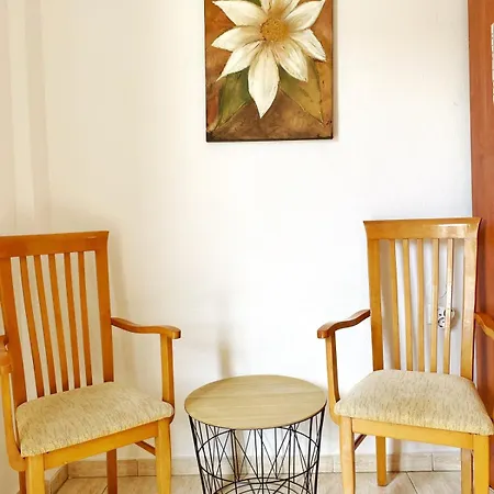 Guest house Delia *