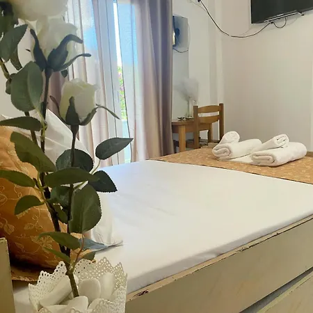 Delia 3* Pefkochori